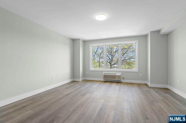 2021 Jones Road, Unit 205 Fort Lee, NJ 07024 - Photo 3 of 5