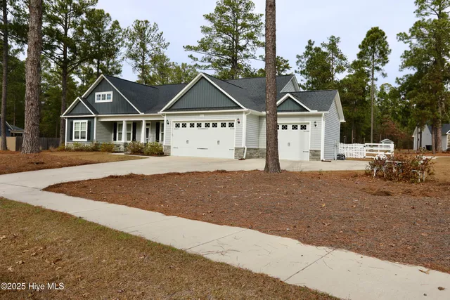 $665,000 | 930 Winds Way, Aberdeen, NC 28315