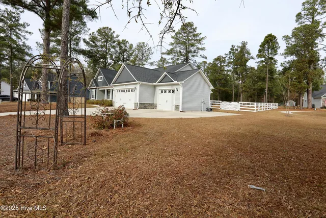 $665,000 | 930 Winds Way, Aberdeen, NC 28315