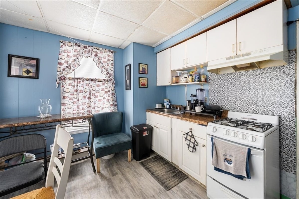 173 Branch Street Lowell, MA 01851 - Photo 15 of 33