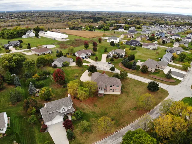 $819,000 | 4707 Jenna Court, Franklin, WI 53132