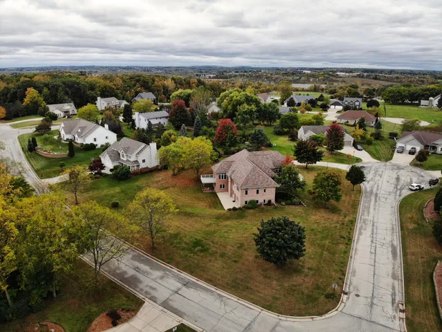 $819,000 | 4707 Jenna Court, Franklin, WI 53132