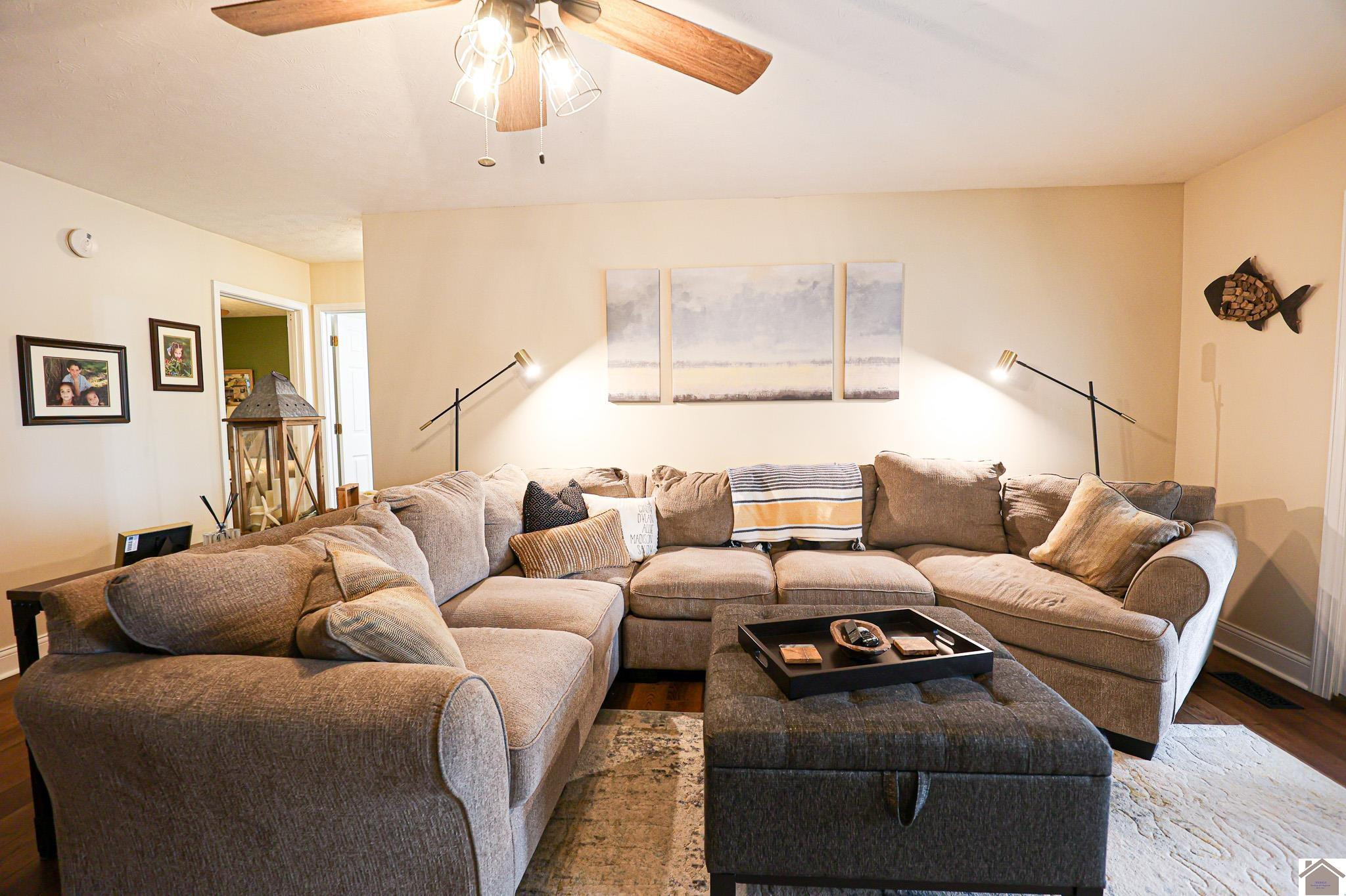 11930 Ogden Landing Road Kevil, KY 42053 - Photo 12 of 35 Living Room