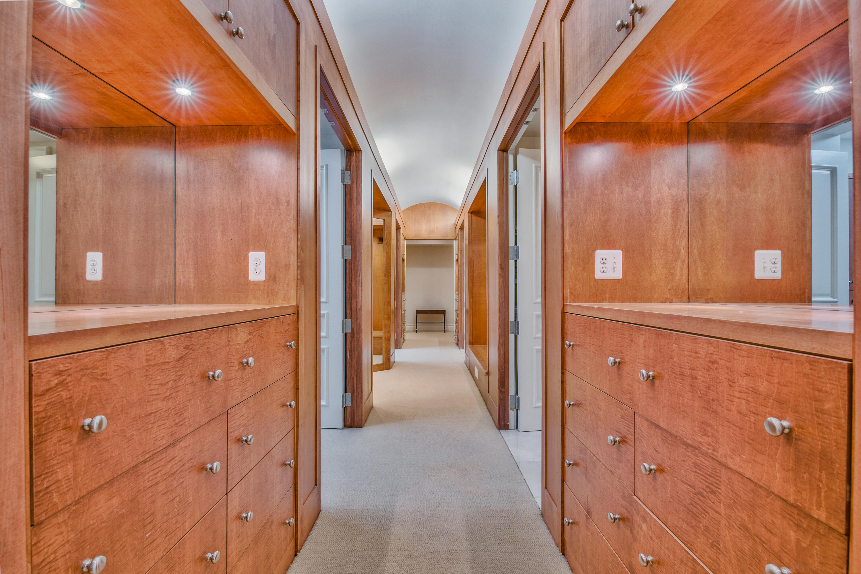 200 Aspen Road Birmingham, MI 48009 - Photo 30 of 34 45-200 Aspen Rd-45