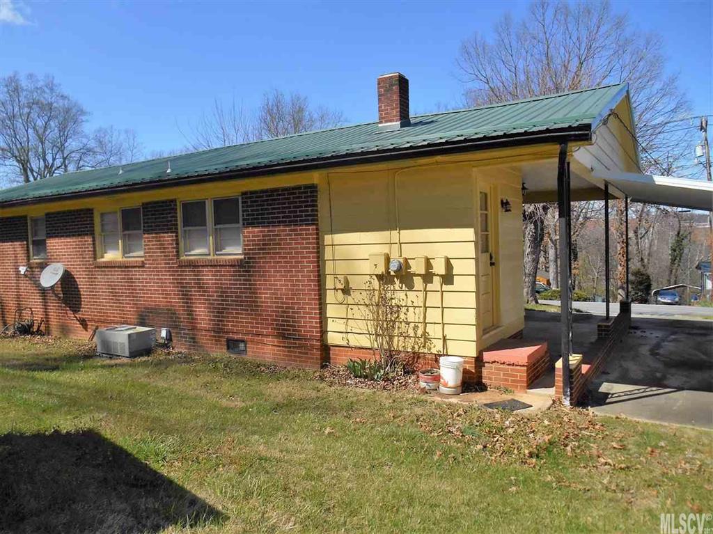 329 Swanson Road Lenoir, NC 28645 - Photo 3 of 14 Gallery Image 3