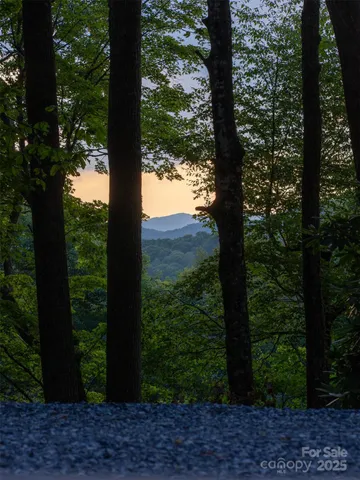 $720,000 | 1065 Oakridge Lane, Mars Hill, NC 28754