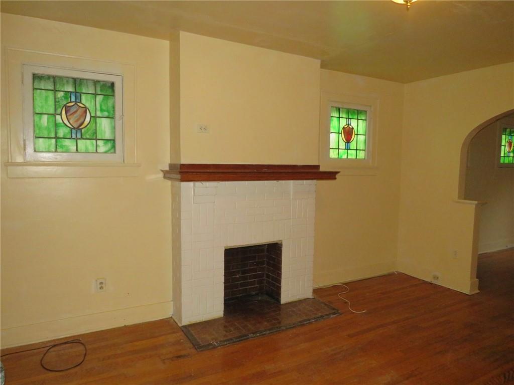423 Braddock Road Pittsburgh, PA 15221 - Photo 3 of 36 a view of entryway with wooden floor