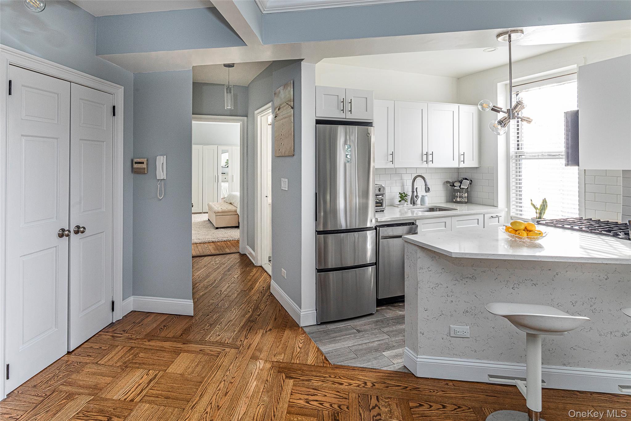 5 Midland Gardens, Unit 2H Bronxville, NY 10708 - Photo 6 of 14