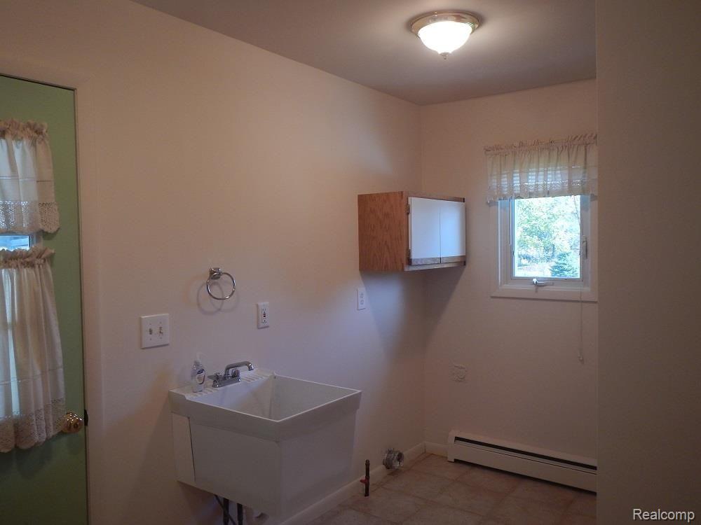 1920 North Baldwin Road Oxford, MI 48371 - Photo 11 of 31 1st Floor Laundry #2.jpg