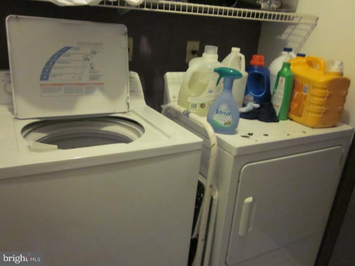 390 Sapling Way Atco, NJ 08004 - Photo 8 of 25 Laundry Room
