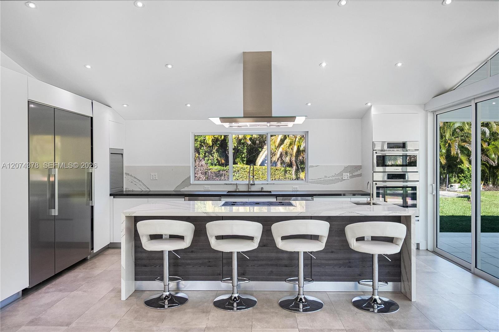5801 Southwest 44th Terrace Miami, FL 33155 - Photo 12 of 41 Gallery Image 12