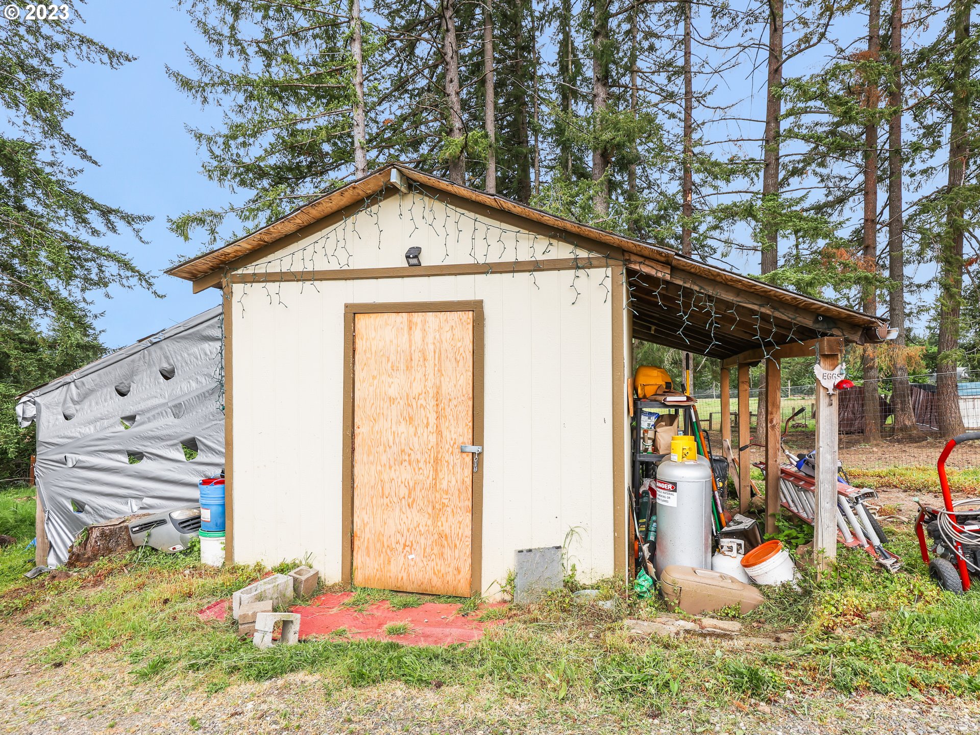 16625 South Redland Road Oregon City, OR 97045 - Photo 26 of 28 a view of a house with a yard