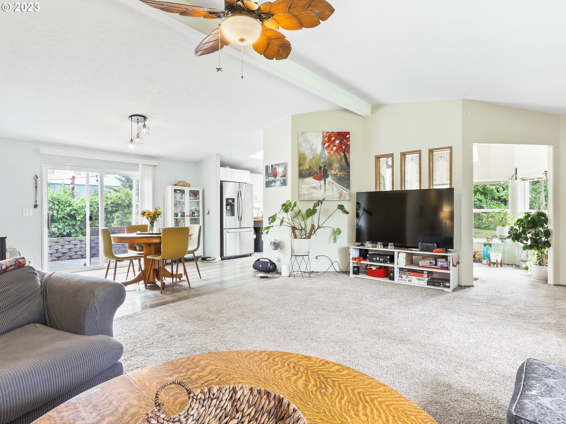 16625 South Redland Road Oregon City, OR 97045 - Photo 5 of 28 a living room with furniture and a flat screen tv