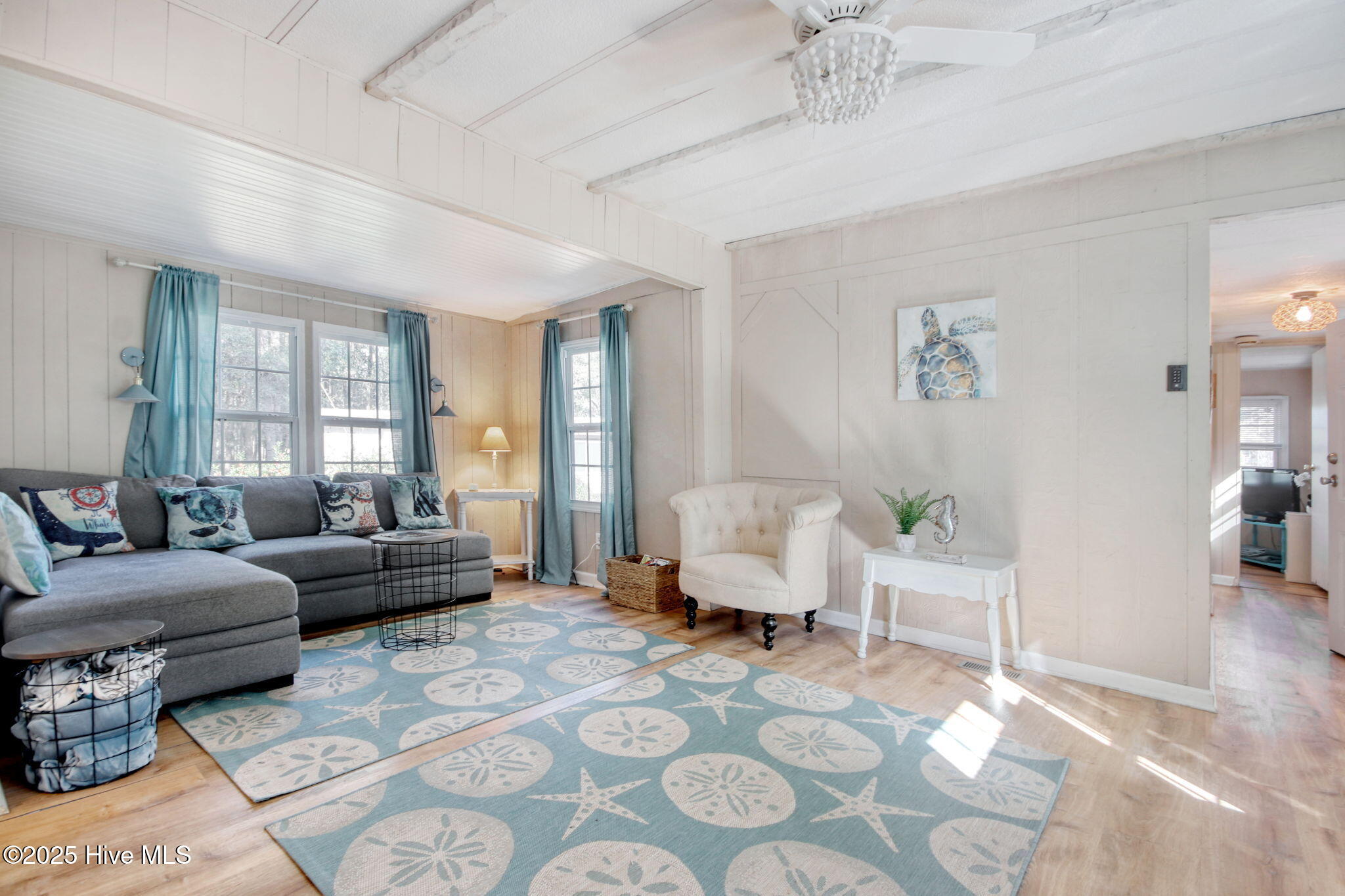 9161 Riveredge Place Southwest Calabash, NC 28467 - Photo 3 of 30 All furniture is included.