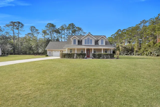 $625,000 | 2 Long Lake Drive, Bluffton, SC 29910