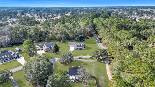 $625,000 | 2 Long Lake Drive, Bluffton, SC 29910