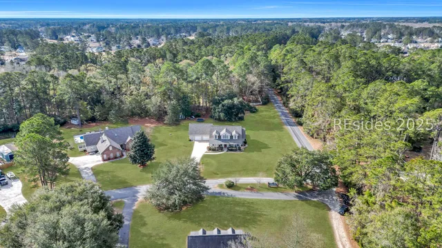 $625,000 | 2 Long Lake Drive, Bluffton, SC 29910