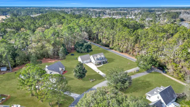 $625,000 | 2 Long Lake Drive, Bluffton, SC 29910