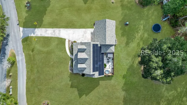 $625,000 | 2 Long Lake Drive, Bluffton, SC 29910