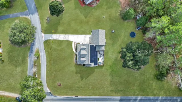 $625,000 | 2 Long Lake Drive, Bluffton, SC 29910