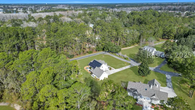 $625,000 | 2 Long Lake Drive, Bluffton, SC 29910