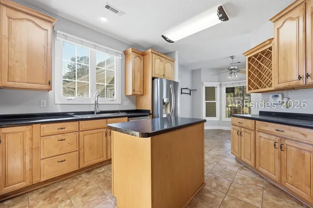 $625,000 | 2 Long Lake Drive, Bluffton, SC 29910