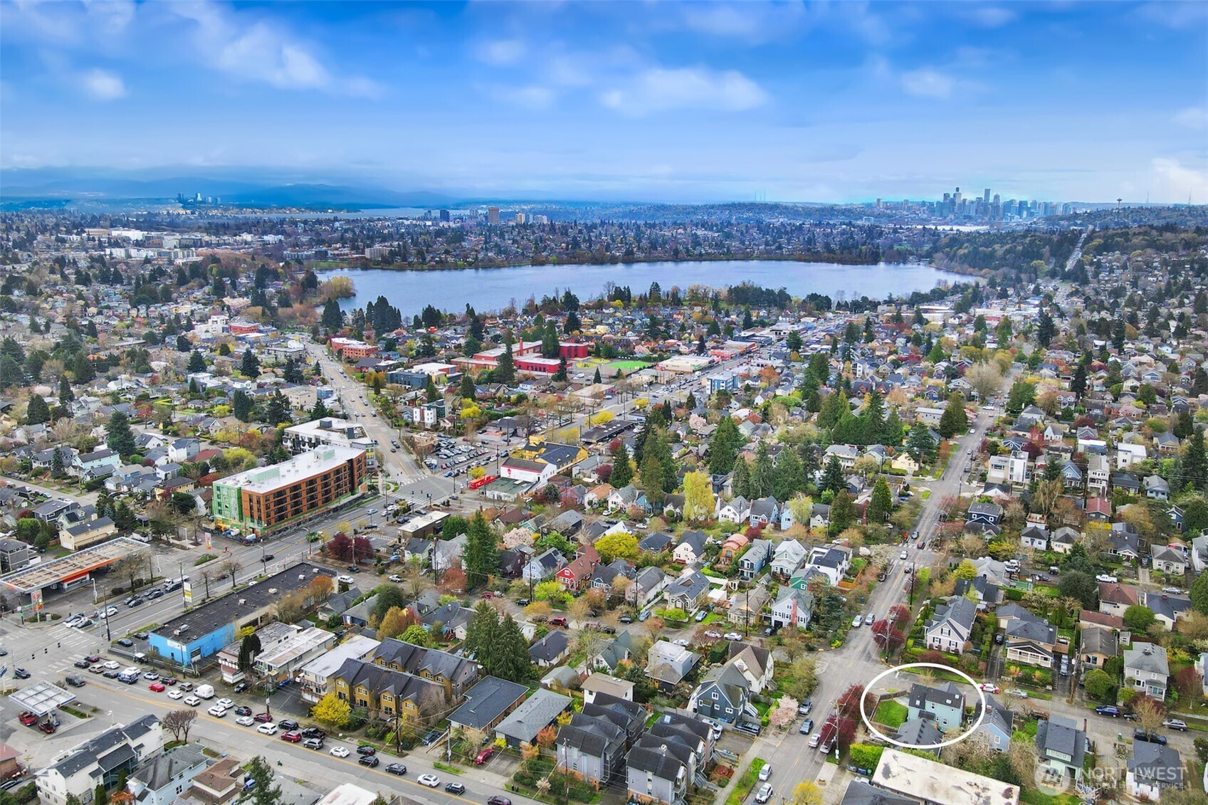 8401 Linden Avenue North Seattle, WA 98103 - Photo 35 of 36 an aerial view of multiple house
