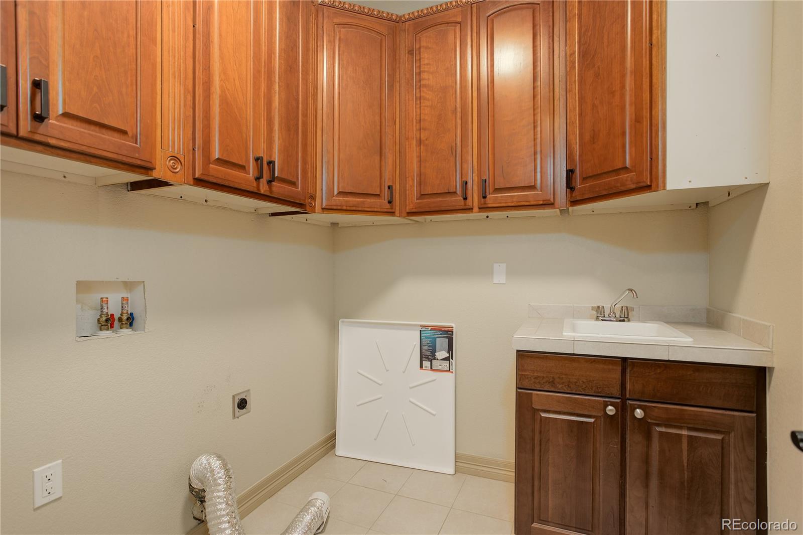 4335 Chateau Ridge Road Castle Rock, CO 80108 - Photo 28 of 35 Gallery Image 28