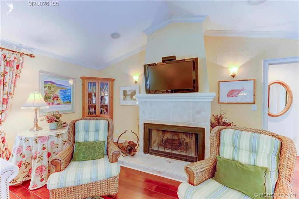 45 Rio Vista Drive Stuart, FL 34996 - Photo 12 of 47 Gallery Image 12