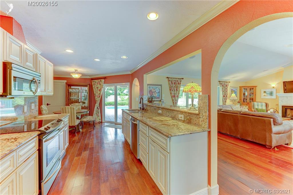45 Rio Vista Drive Stuart, FL 34996 - Photo 17 of 47 Gallery Image 17