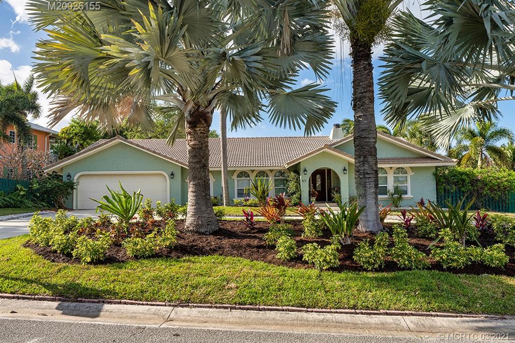 45 Rio Vista Drive Stuart, FL 34996 - Photo 2 of 47 Gallery Image 2
