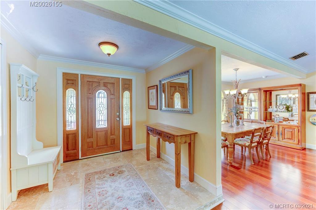 45 Rio Vista Drive Stuart, FL 34996 - Photo 5 of 47 Gallery Image 5