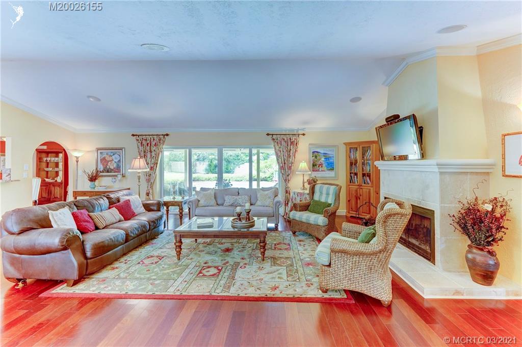 45 Rio Vista Drive Stuart, FL 34996 - Photo 6 of 47 Gallery Image 6