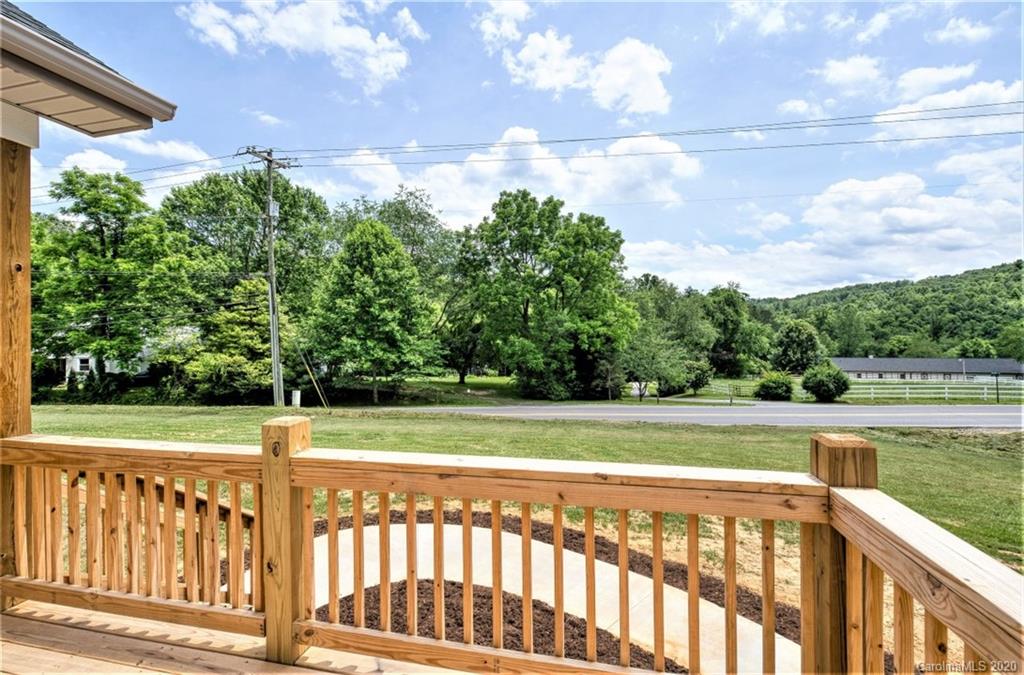 9 Mountain View Ridge Fairview, NC 28730 - Photo 11 of 48 Gallery Image 11