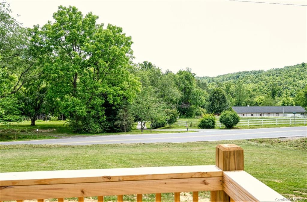 9 Mountain View Ridge Fairview, NC 28730 - Photo 8 of 48 Gallery Image 8