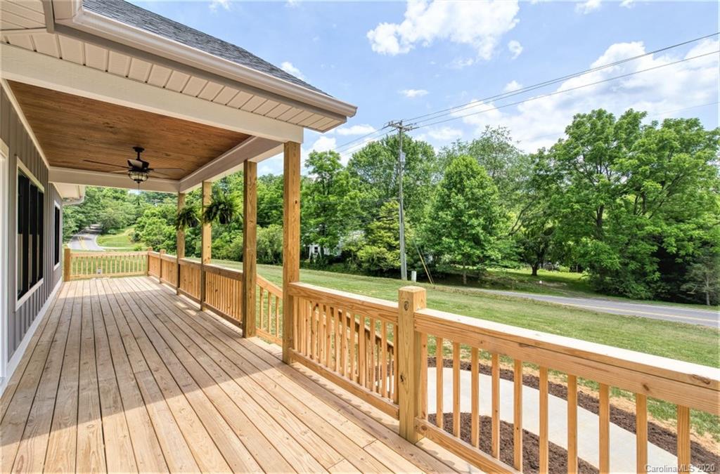 9 Mountain View Ridge Fairview, NC 28730 - Photo 10 of 48 Gallery Image 10