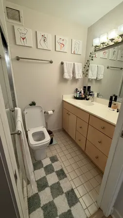 $2,378 | 200 North Dearborn Street, Unit 1005, Chicago, IL 60601