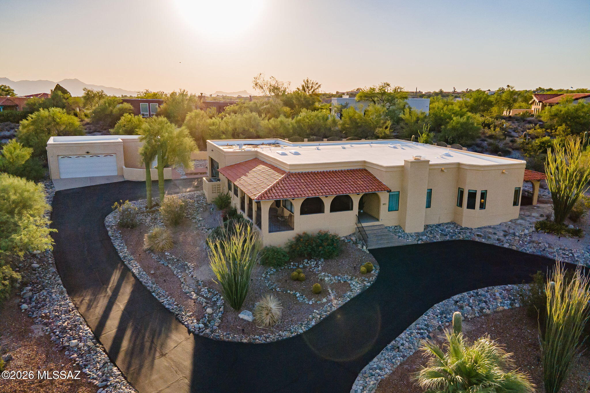 4931 North Pontatoc Road Tucson, AZ 85718 - Photo 1 of 40