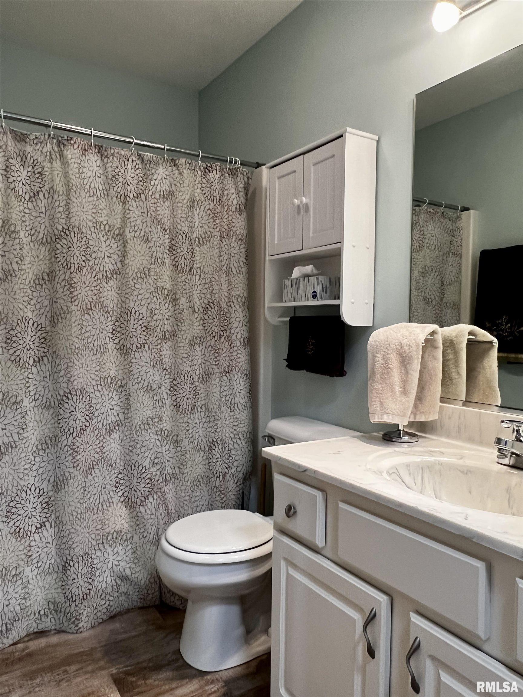 1056 Willow Road Macomb, IL 61455 - Photo 17 of 21 Gallery Image 17