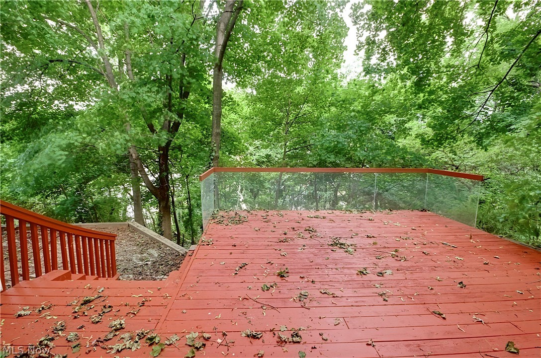 2389 Overlook Road Cleveland, OH 44106 - Photo 30 of 33