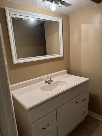 $1,600 | 2404 Perry Cove, Memphis, TN 38106