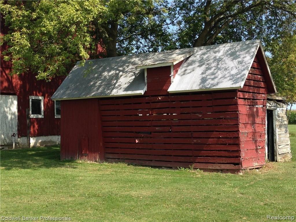 130 Rule Road Imlay City, MI 48444 - Photo 29 of 47 IMG_0903.JPG