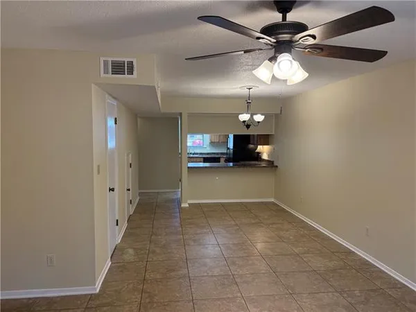 $1,400 | 47 Birdie Drive, Slidell, LA 70460