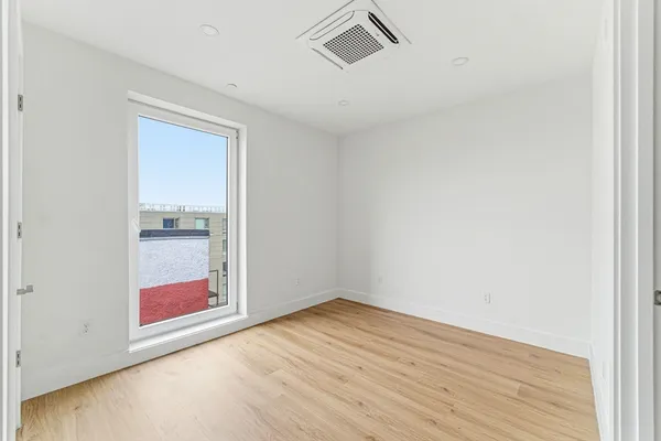 $4,375 | 1035 Commonwealth Avenue, Unit 201, Boston, MA 02215