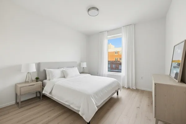 $4,585 | 1035 Commonwealth Avenue, Unit 201, Boston, MA 02215