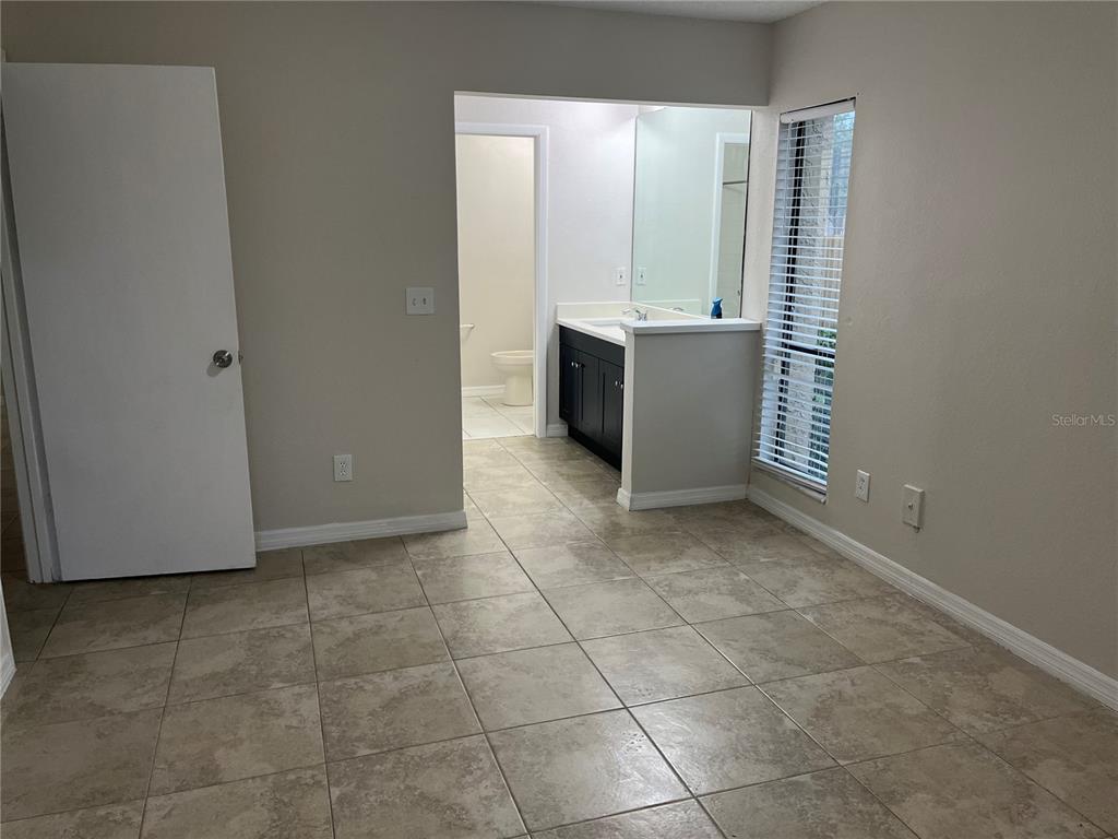 4372 Middlebrook Road, Unit 4372 Orlando, FL 32811 - Photo 6 of 17