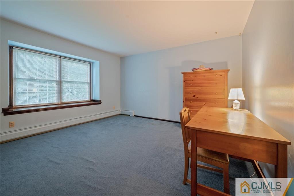 1 Winter Street Edison, NJ 08820 - Photo 28 of 36 an empty room with windows