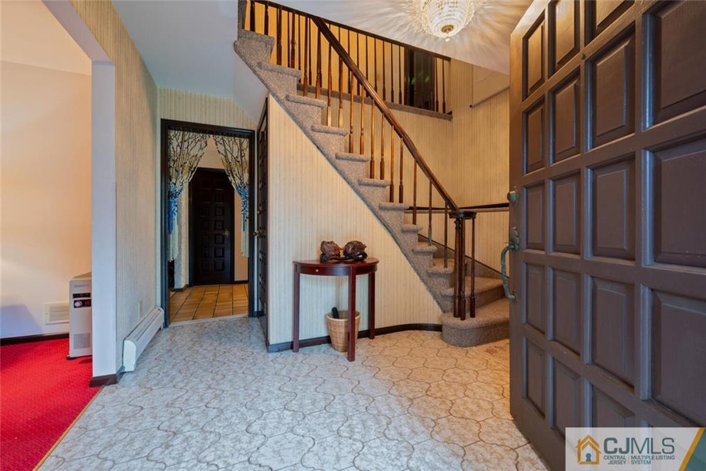 1 Winter Street Edison, NJ 08820 - Photo 5 of 36 a view of entryway