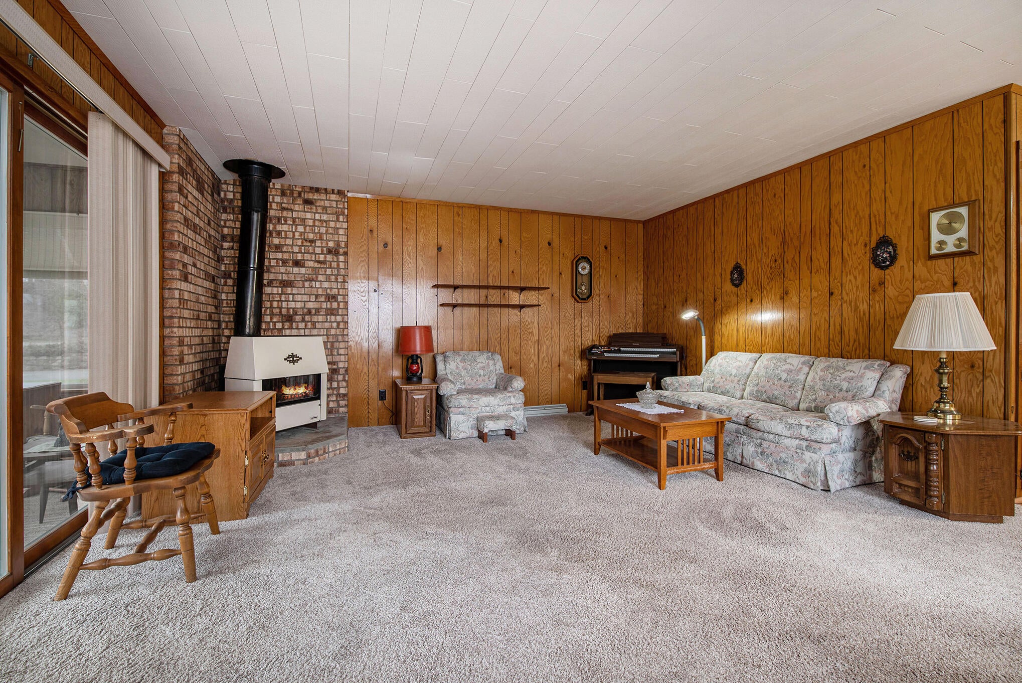 7497 Mullett Lake Road Cheboygan, MI 49721 - Photo 8 of 38 Gallery Image 8