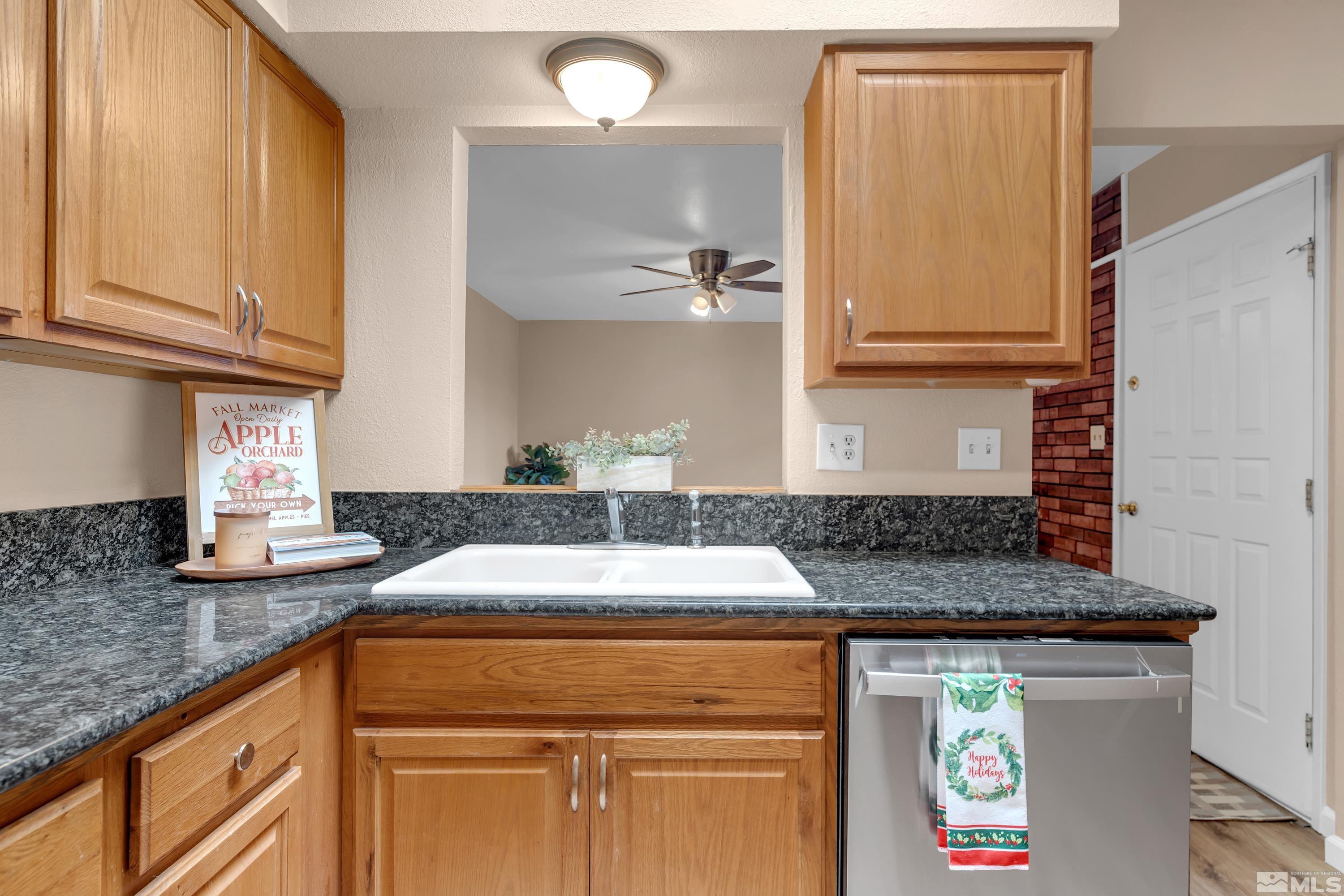 6605 Peppermint Drive Reno, NV 89506 - Photo 2 of 34 Photo 2